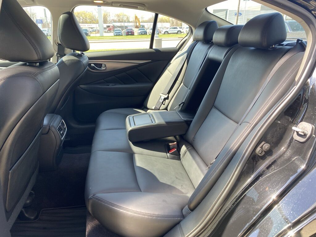 2017 INFINITI Q50 2.0t Premium Green Bay WI