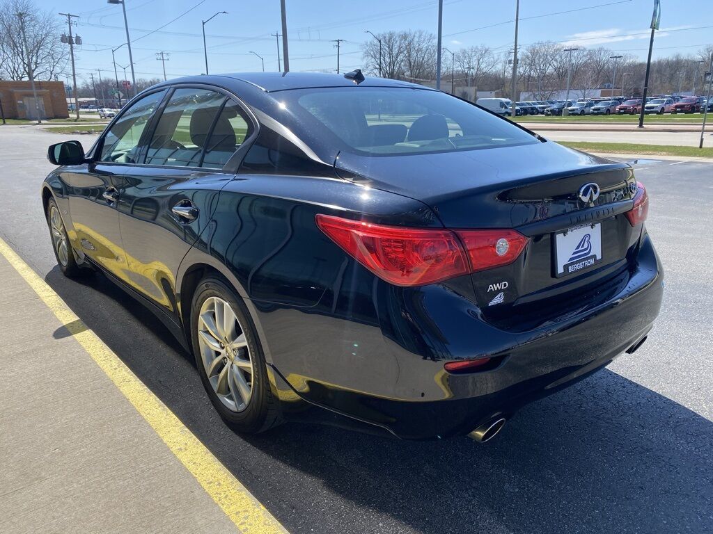 2017 INFINITI Q50 2.0t Premium Green Bay WI