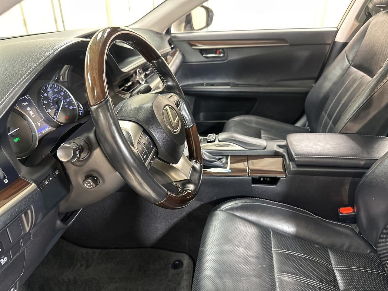 2017 Lexus ES 300h Annapolis MD