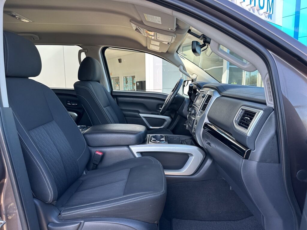 2017 Nissan Titan SV Manitowoc WI