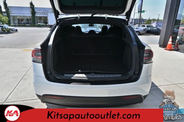 2017 Tesla Model X 100D / AWD / Air Supsension / Power & Heated Leather Seats / Heated Steering Wheel / Navigation / Auto Pilot / Adaptive Cruise Control / Lane Departure Alert / Bluetooth / Back Up Camera / 295 Mi Range Banglore