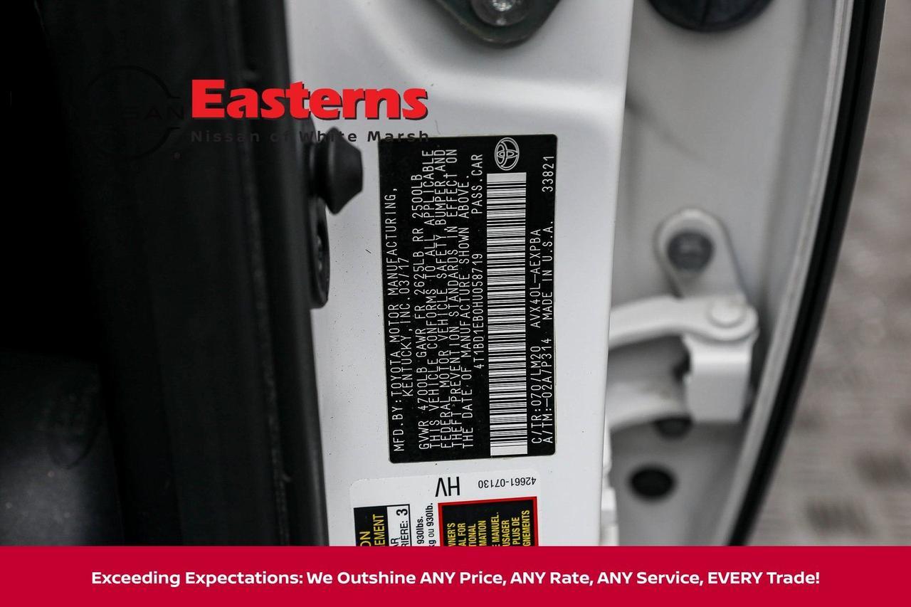 2017 Toyota Avalon Hybrid Limited White Marsh MD