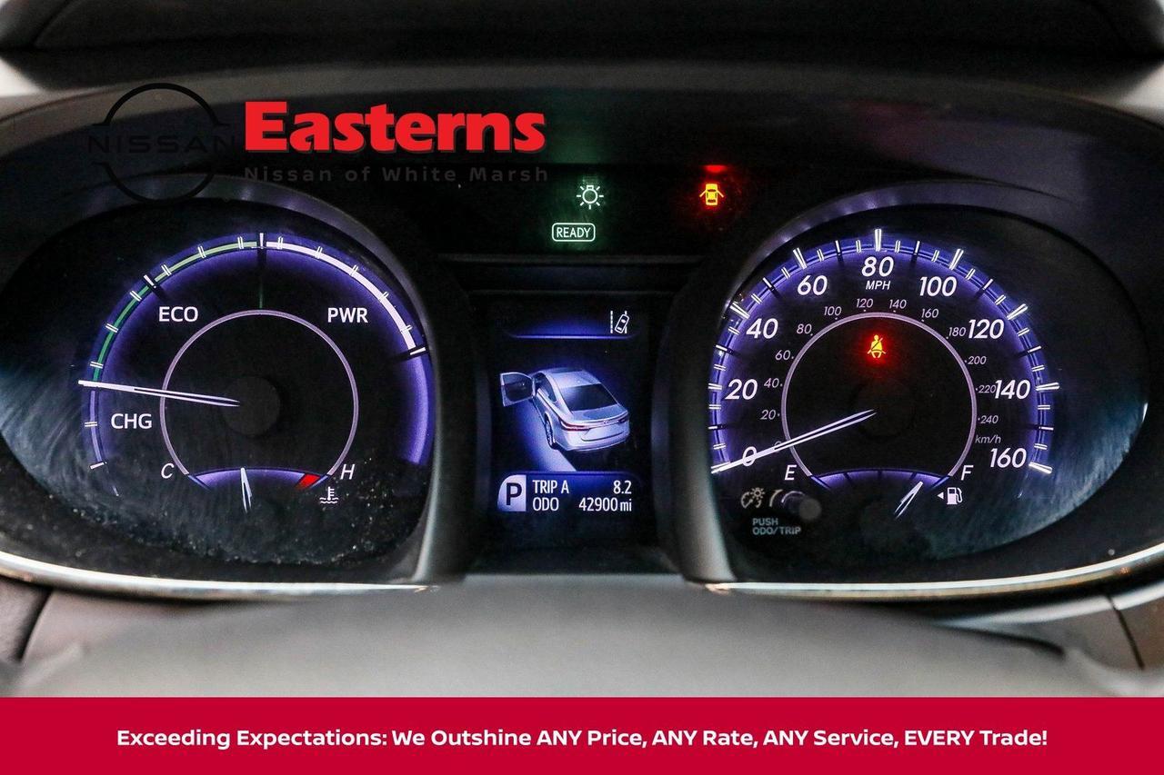 2017 Toyota Avalon Hybrid Limited White Marsh MD