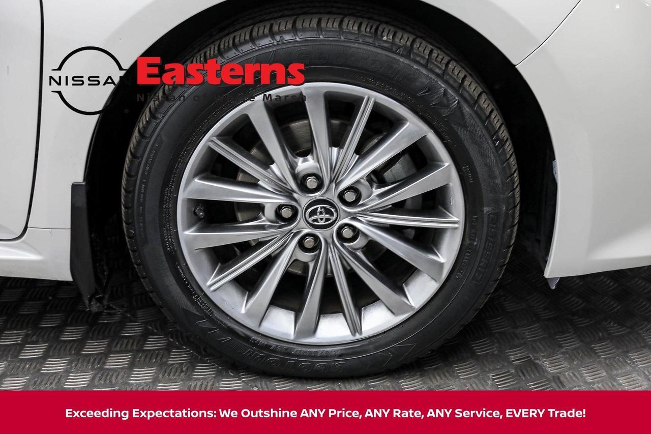 2017 Toyota Avalon Hybrid Limited White Marsh MD