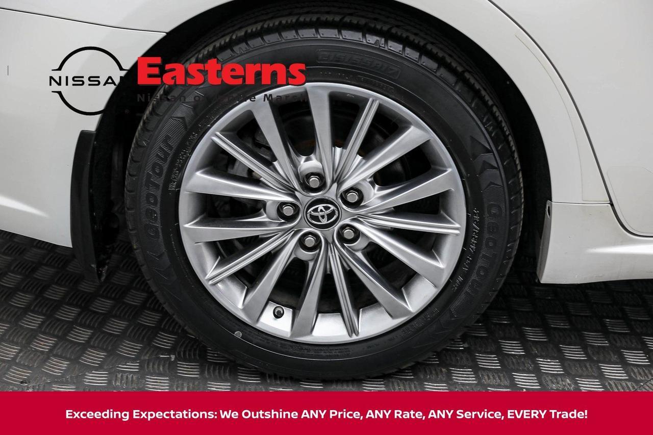 2017 Toyota Avalon Hybrid Limited White Marsh MD