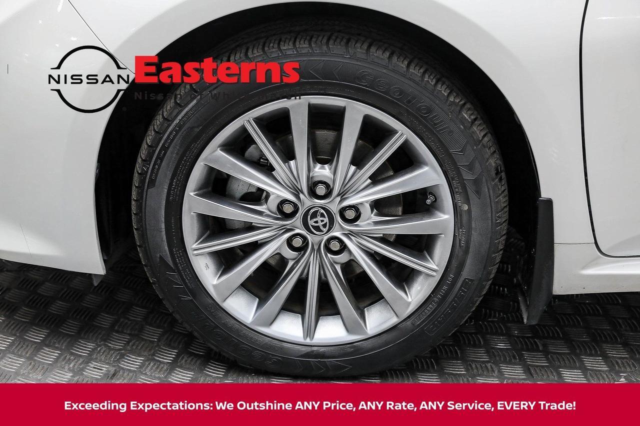 2017 Toyota Avalon Hybrid Limited White Marsh MD