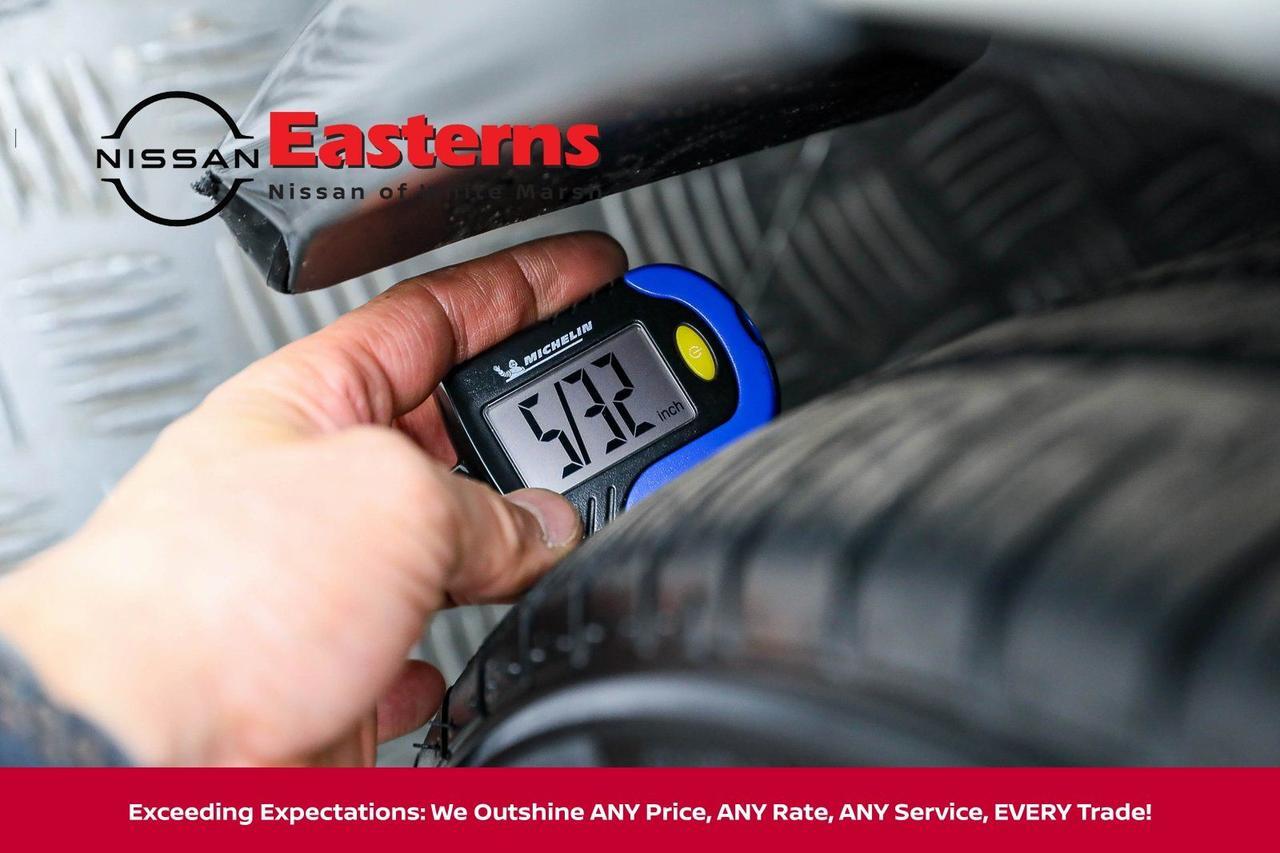 2017 Toyota Avalon Hybrid Limited White Marsh MD