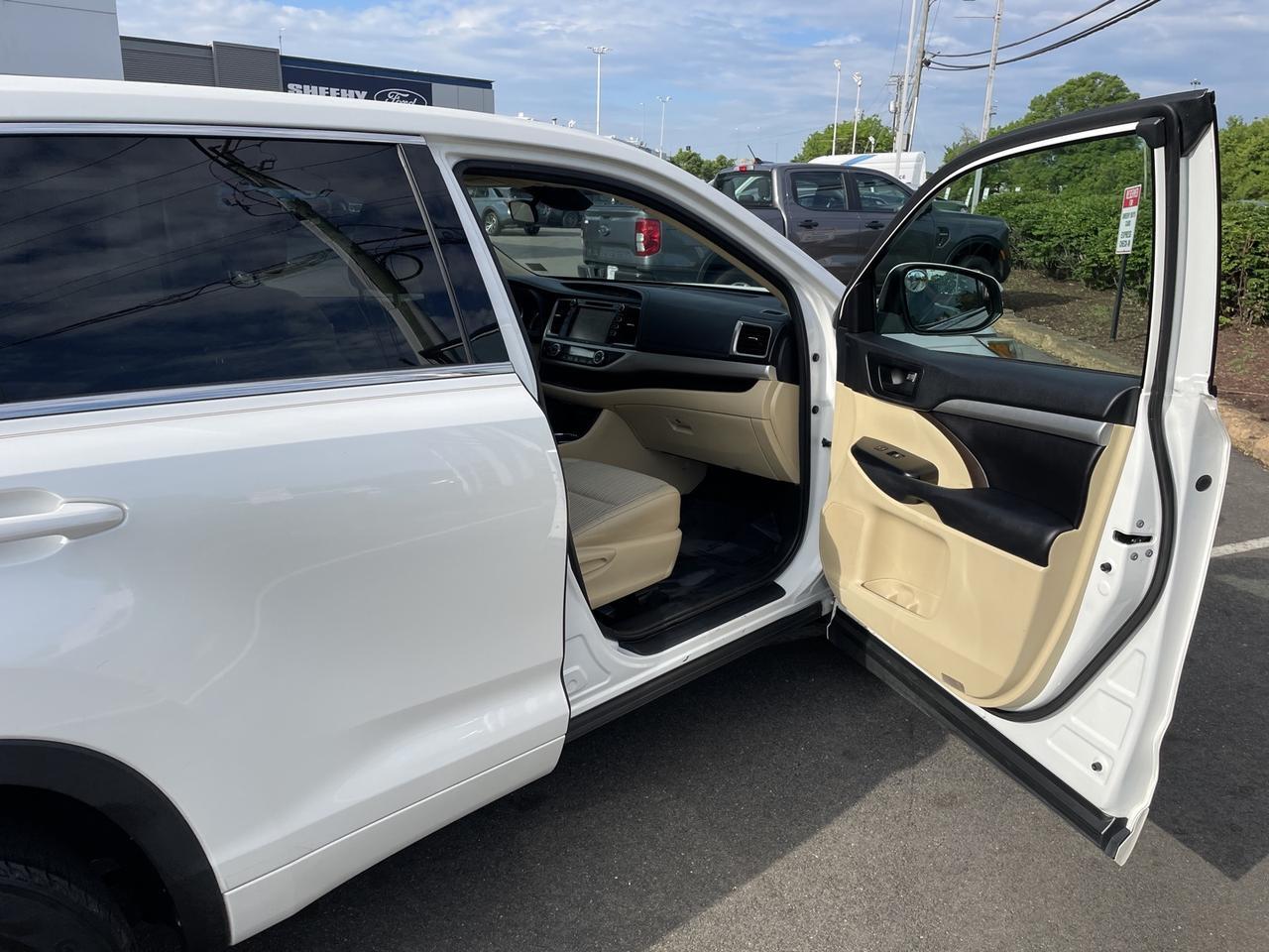 2017 Toyota Highlander LE Springfield VA