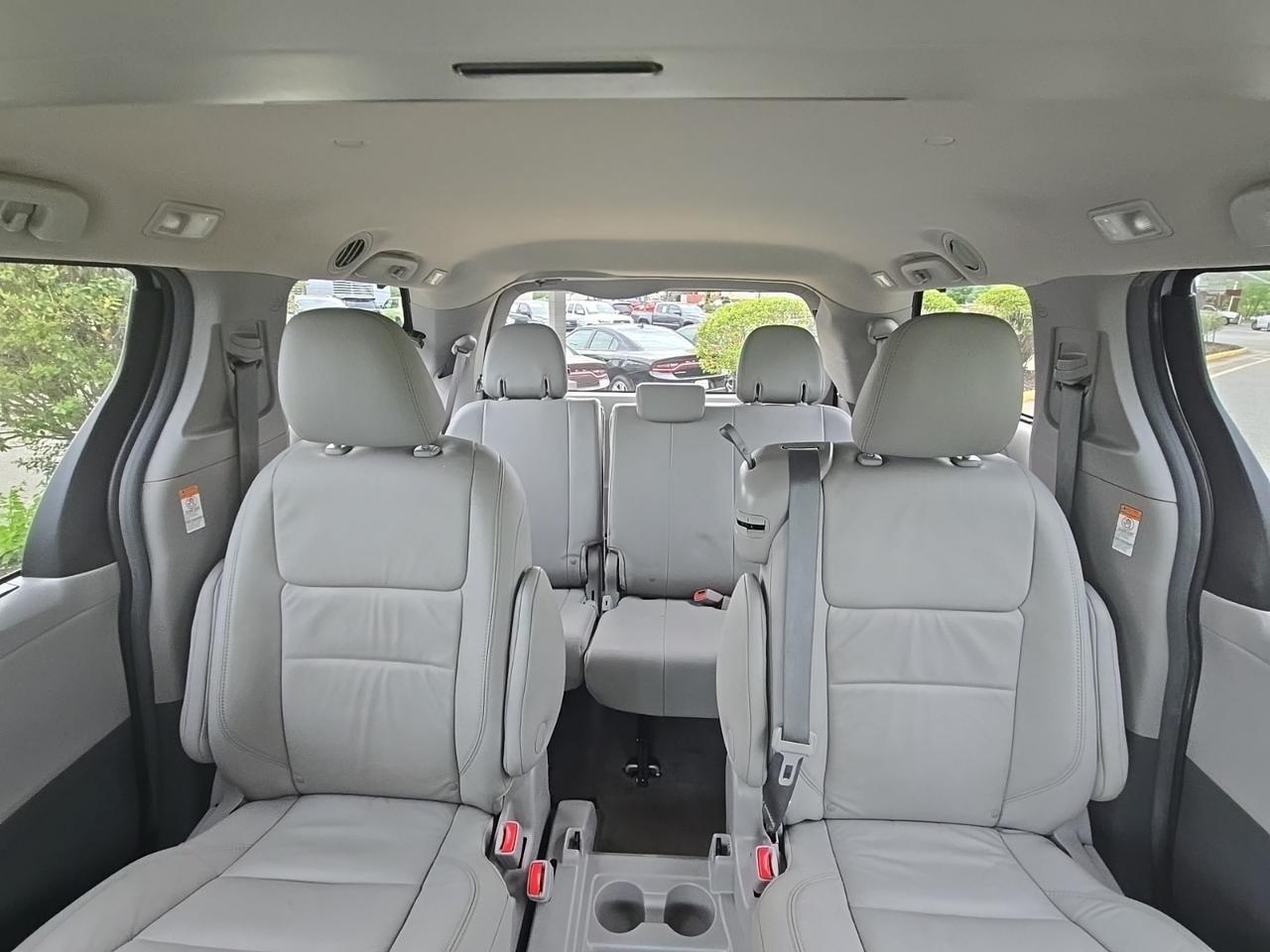 2017 Toyota Sienna XLE Premium 8 Passenger Stafford VA