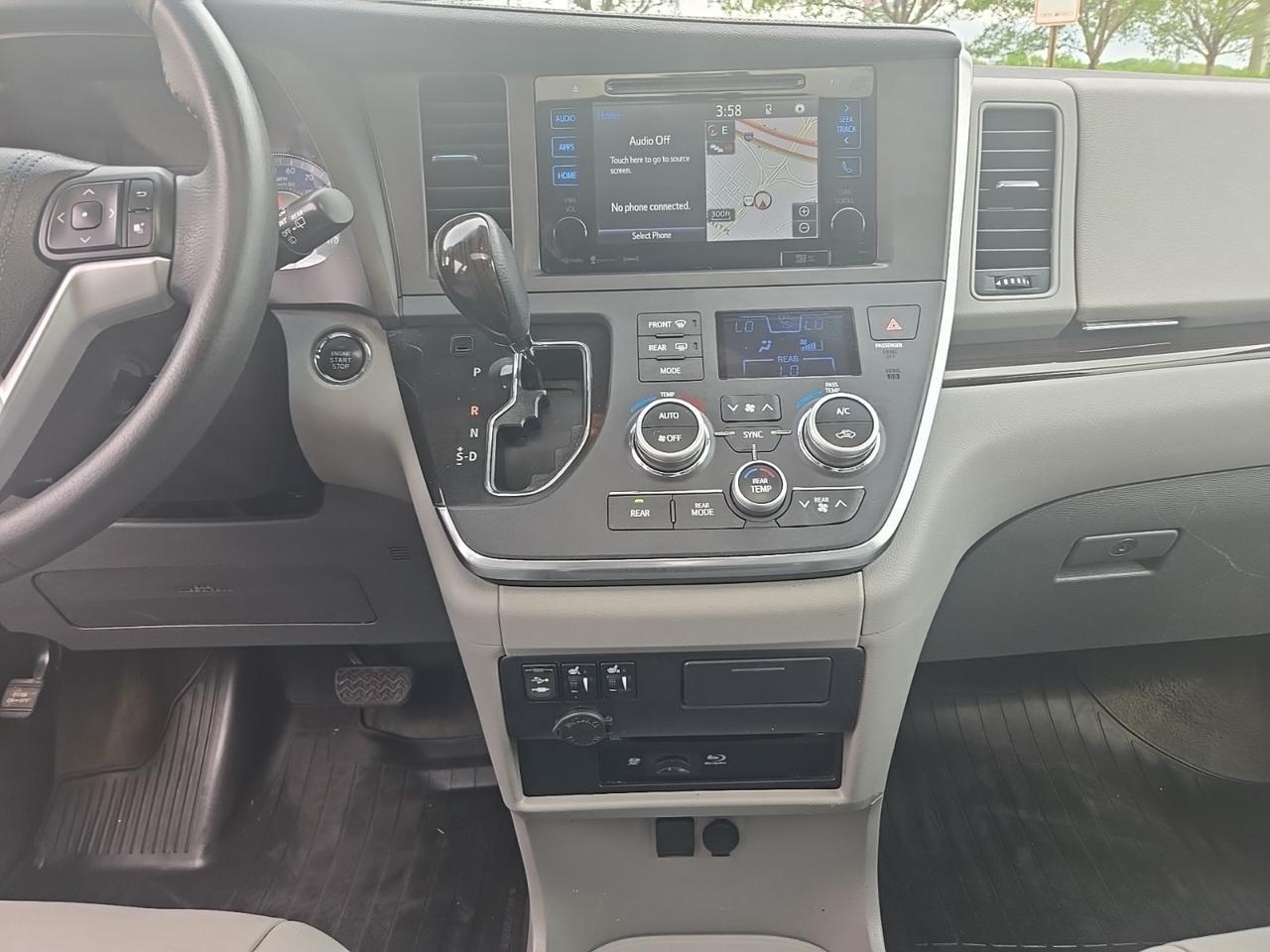 2017 Toyota Sienna XLE Premium 8 Passenger Stafford VA