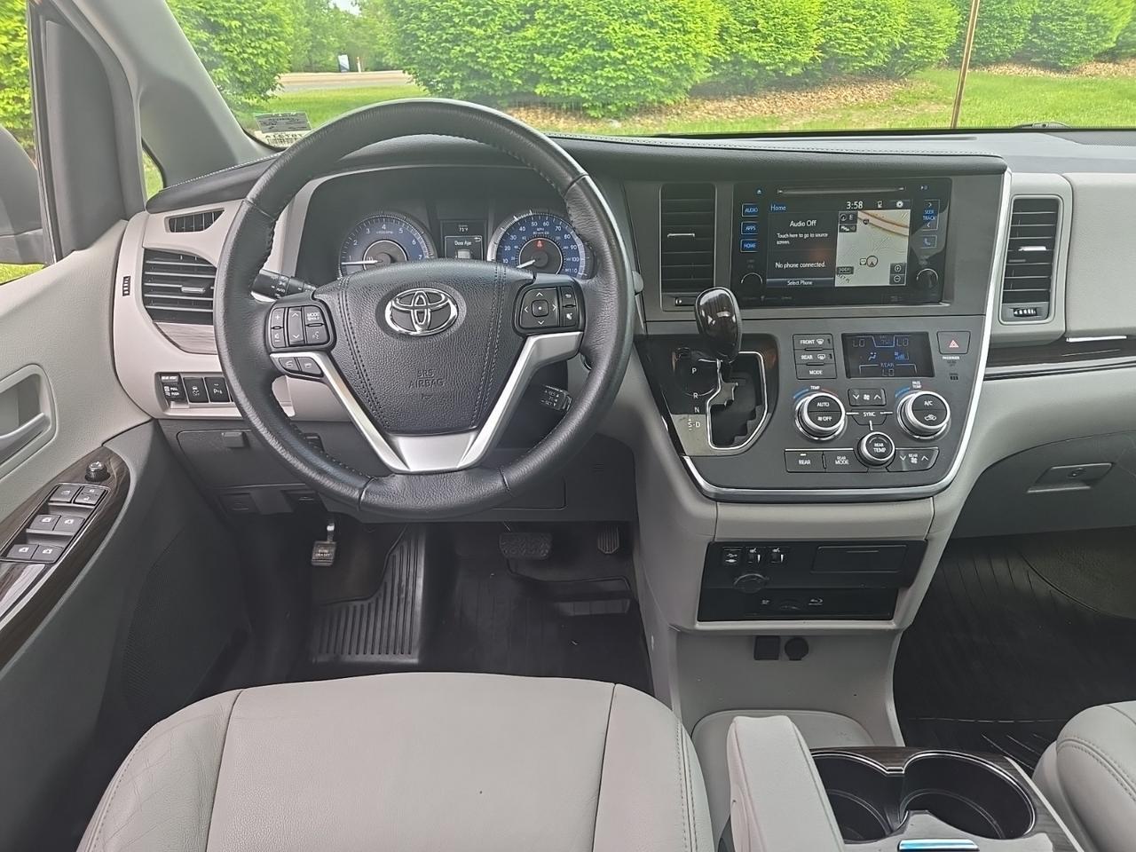 2017 Toyota Sienna XLE Premium 8 Passenger Stafford VA