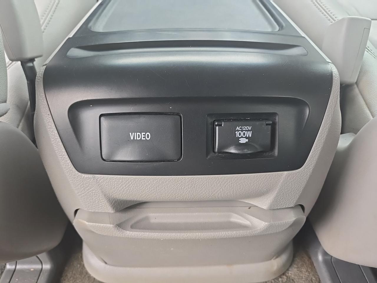 2017 Toyota Sienna XLE Premium 8 Passenger Stafford VA