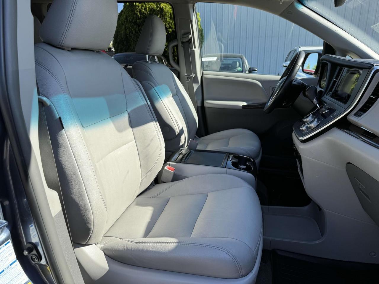 2017 Toyota Sienna XLE Fredericksburg VA