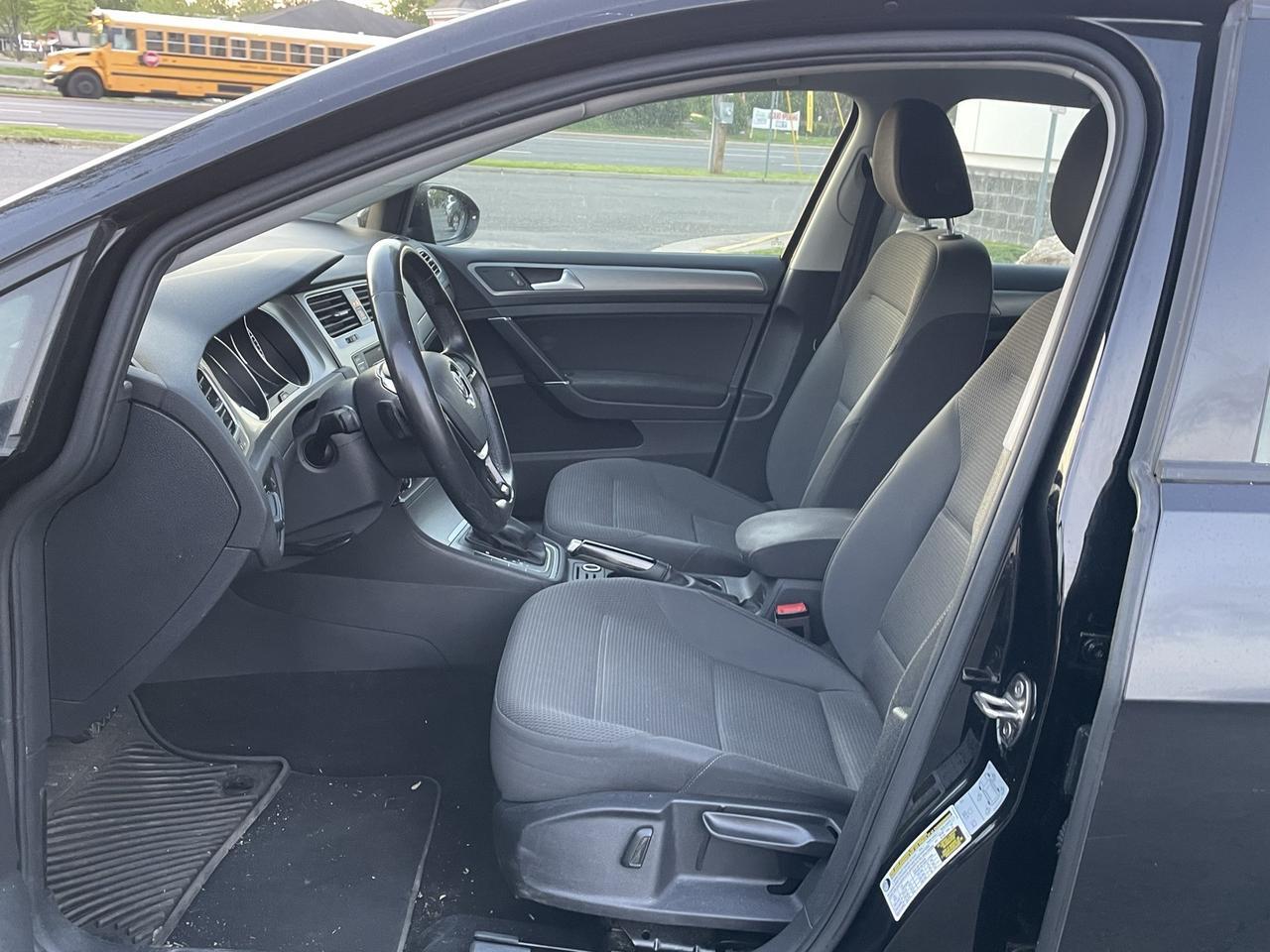 2017 Volkswagen Golf TSI S 4-Door Alexandria VA