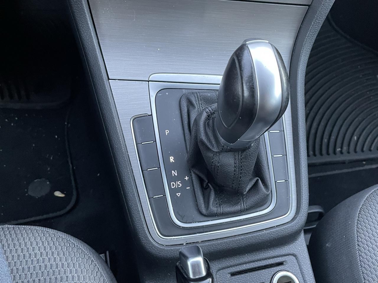 2017 Volkswagen Golf TSI S 4-Door Alexandria VA