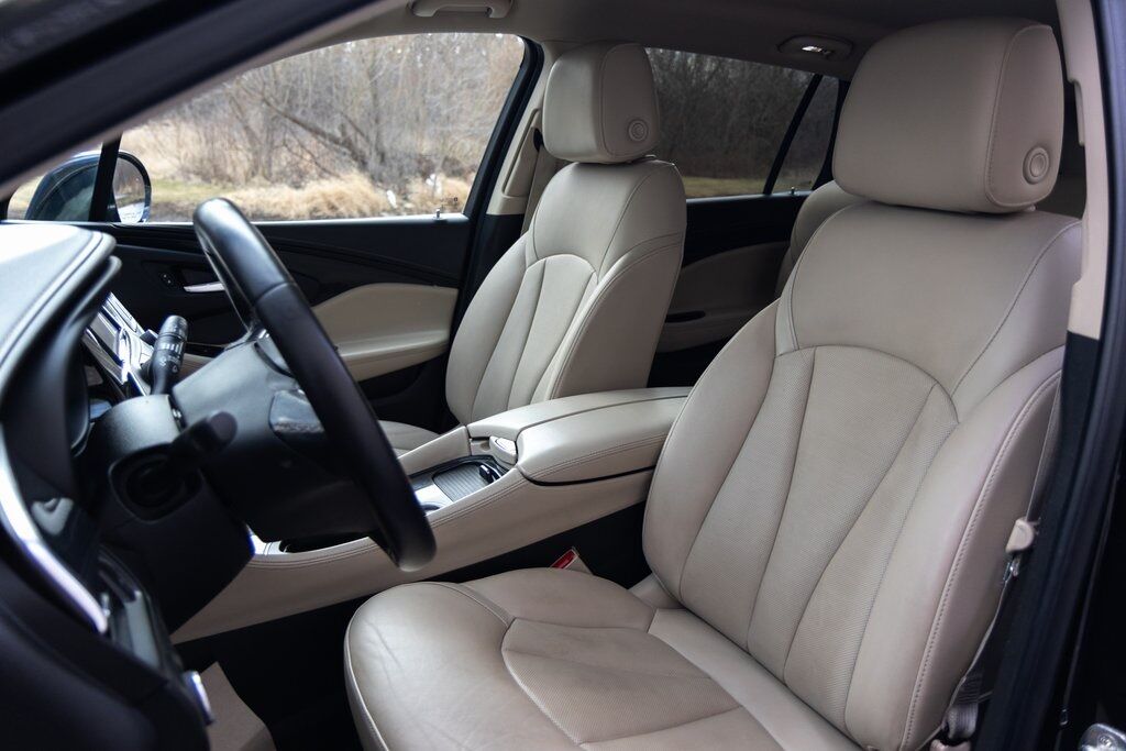 2018 Buick Envision Essence Kenosha WI