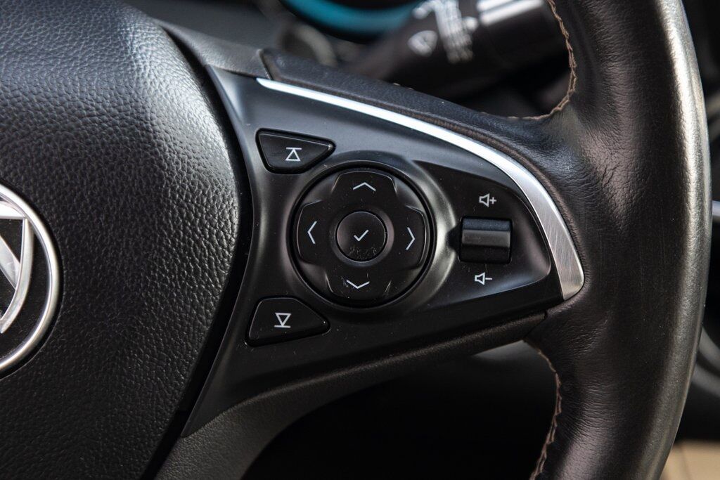 2018 Buick Envision Essence Kenosha WI