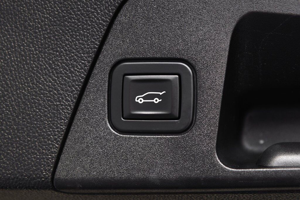 2018 Buick Envision Essence Kenosha WI