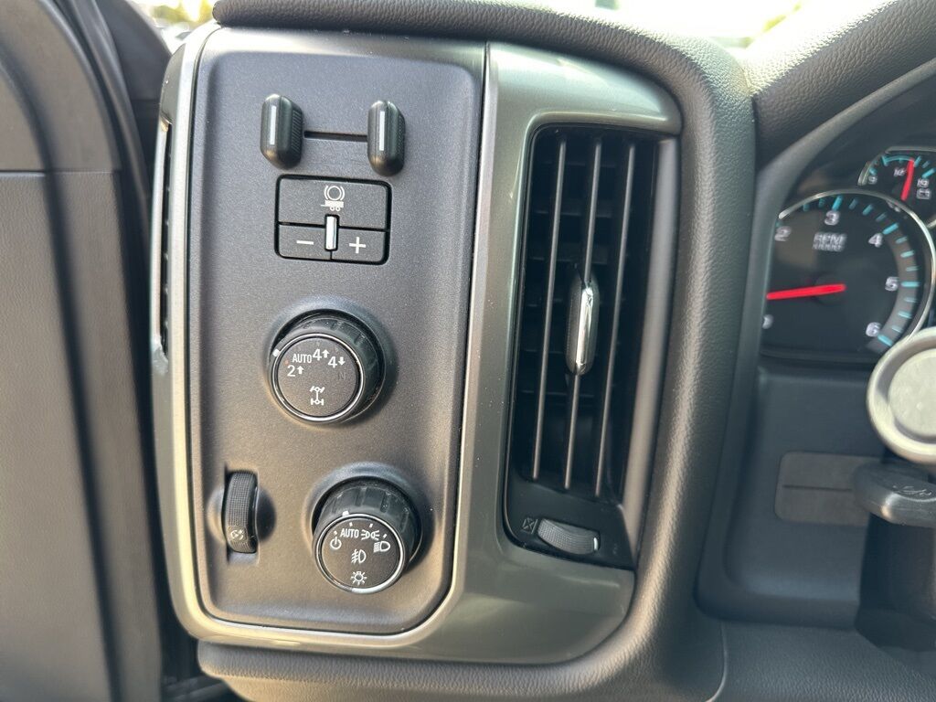 2018 Chevrolet Silverado 1500 LT Manitowoc WI