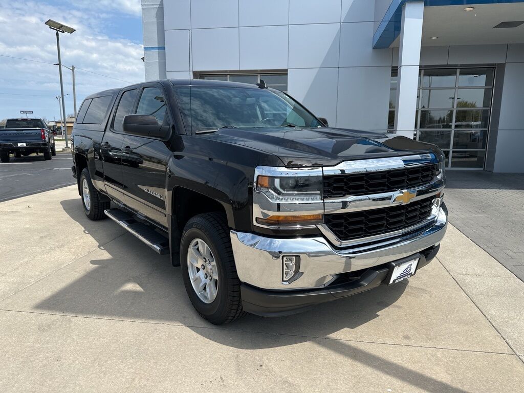 2018 Chevrolet SILVERADO 1500 LT Manitowoc WI