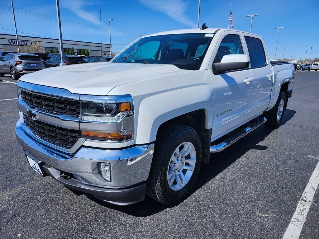 2018 Chevrolet Silverado 1500 LT LT1 Green Bay WI