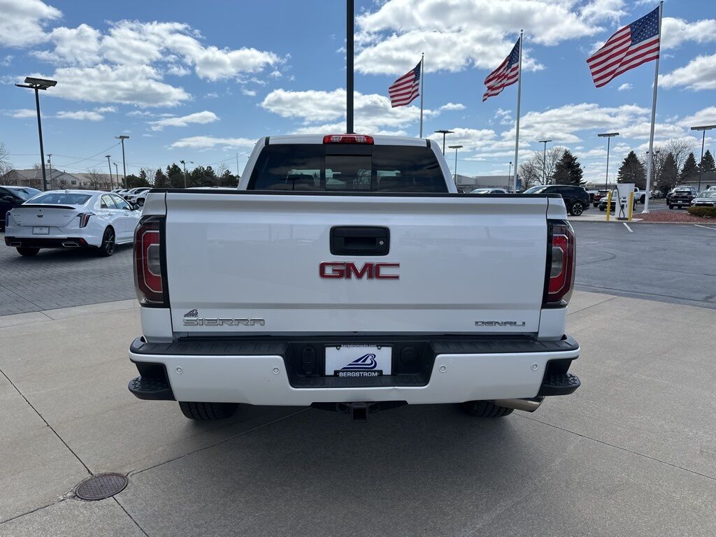 2018 GMC Sierra 1500 Denali Manitowoc WI