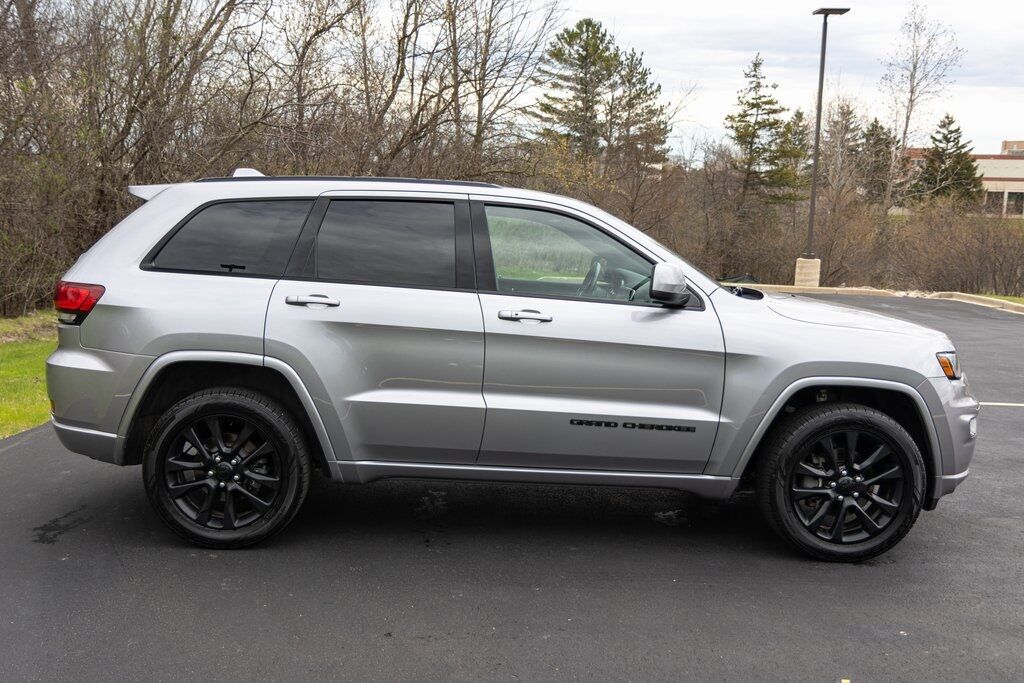 2018 Jeep Grand Cherokee Altitude Racine WI
