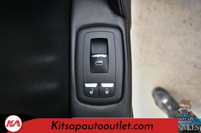 2018 Maserati Ghibli S Q4 GranLusso / AWD / AutoStart / Heated & Cooled Leather Seats / Sunroof / Harman Kardon Speakers / Blind Spot Alert / Bluetooth / Backup Camera / Keyless Entry & Start / 24 MPG Banglore