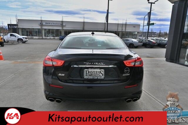 2018 Maserati Ghibli S Q4 GranLusso / AWD / AutoStart / Heated & Cooled Leather Seats / Sunroof / Harman Kardon Speakers / Blind Spot Alert / Bluetooth / Backup Camera / Keyless Entry & Start / 24 MPG Banglore
