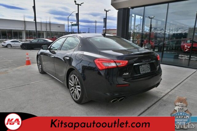 2018 Maserati Ghibli S Q4 GranLusso / AWD / AutoStart / Heated & Cooled Leather Seats / Sunroof / Harman Kardon Speakers / Blind Spot Alert / Bluetooth / Backup Camera / Keyless Entry & Start / 24 MPG Banglore