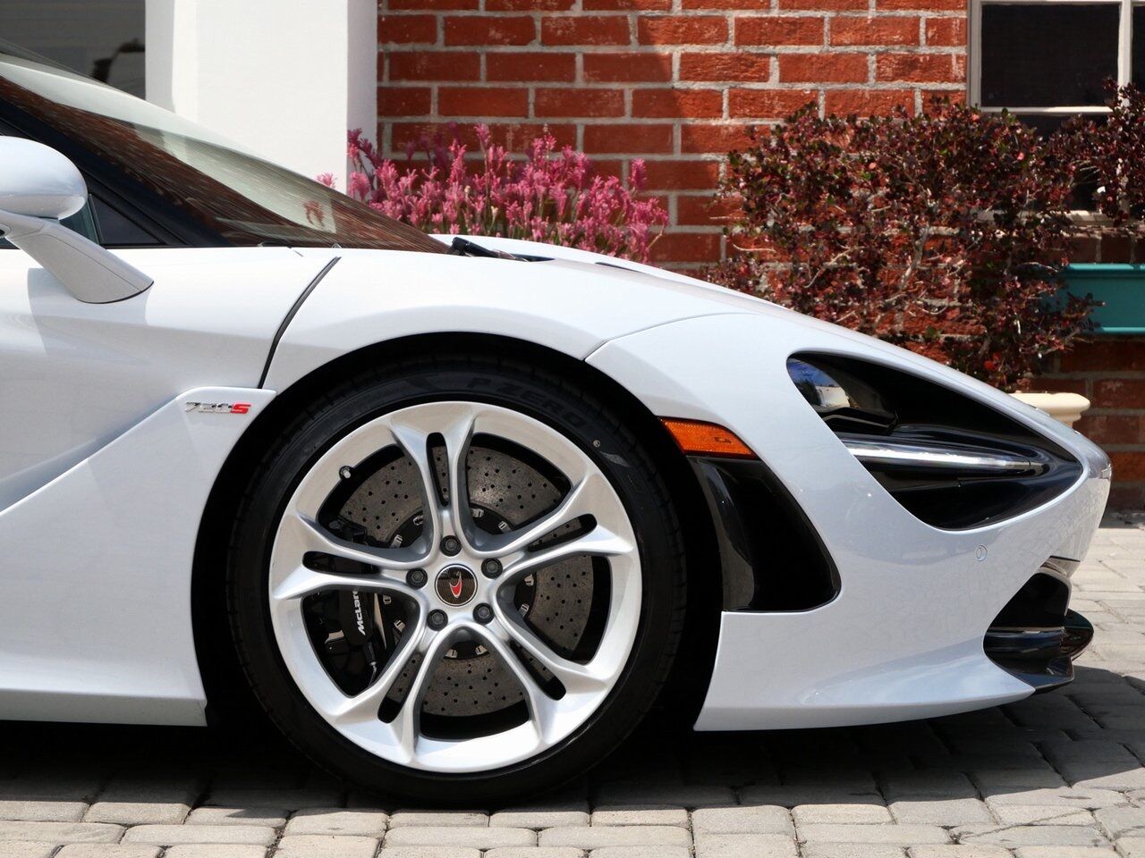 2018 McLaren 720S Luxury Luxury Lawrence KS