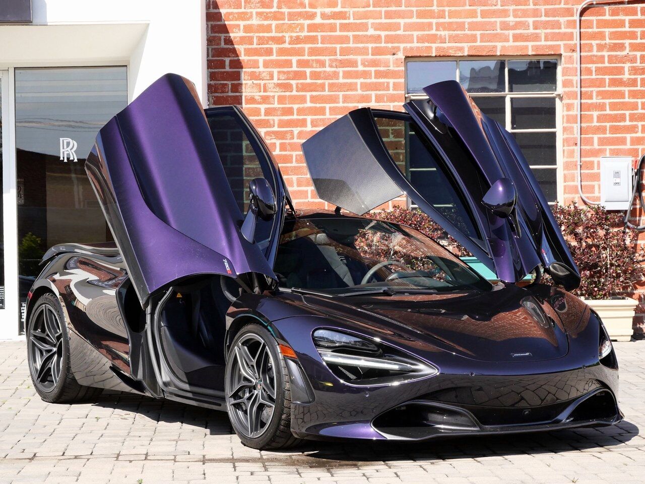 2018 McLaren 720S Performance Performance Lawrence KS