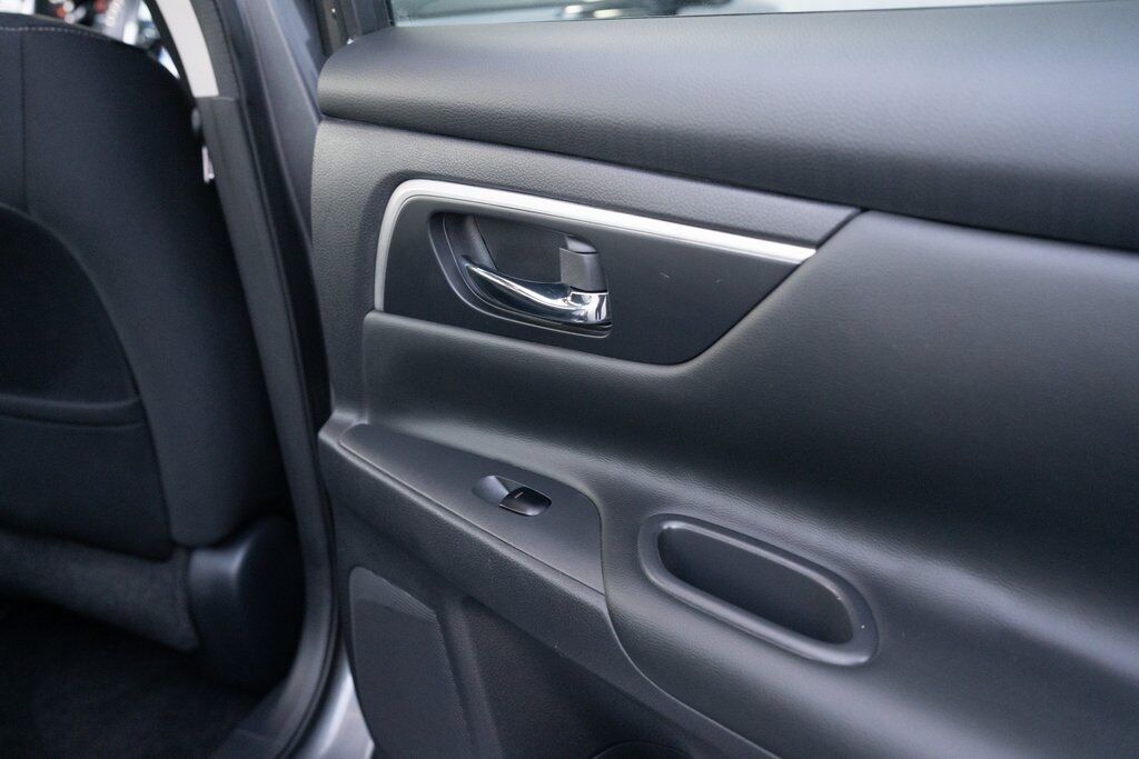 2018 Nissan Altima 2.5 SV White Marsh MD