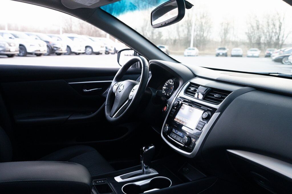 2018 Nissan Altima 2.5 SV White Marsh MD