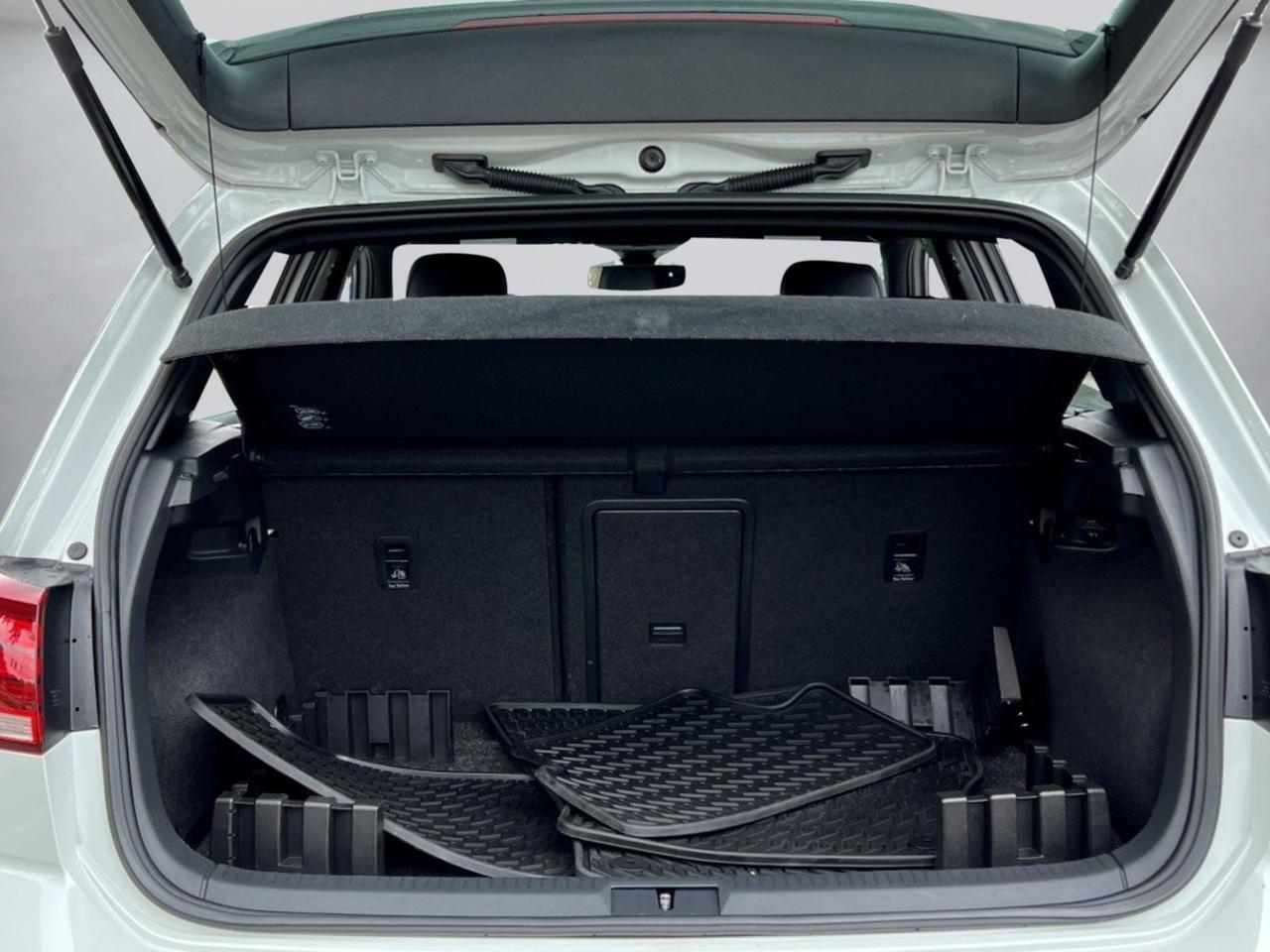 2018 Volkswagen Golf R DCC &amp; Navigation 4Motion Springfield VA