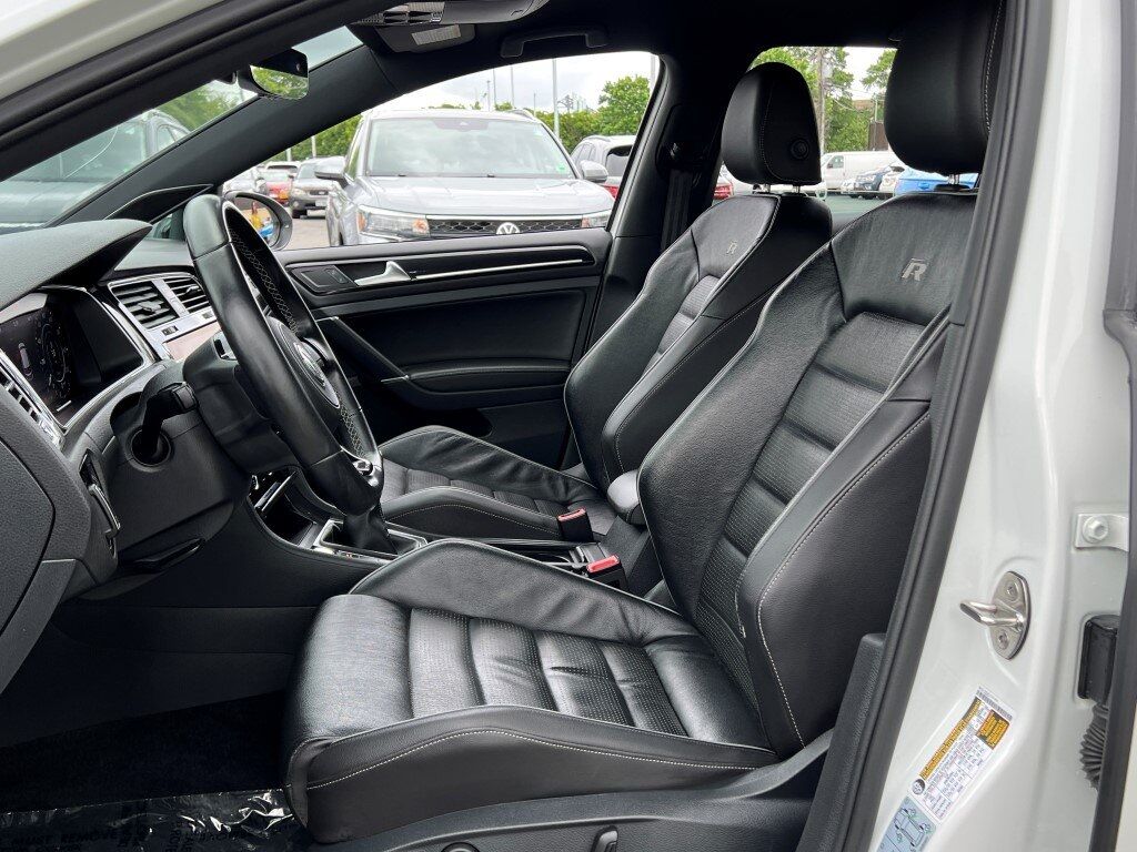 2018 Volkswagen Golf R DCC &amp; Navigation 4Motion Springfield VA