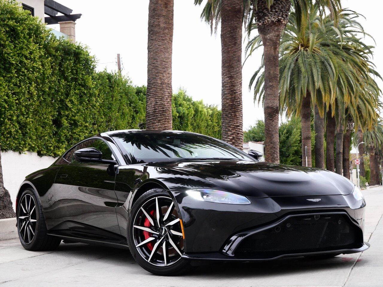 2019 Aston Martin Vantage