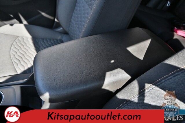 2019 Chevrolet Equinox LT / AWD / Auto Start / Power & Heats Front Cloth Seats / Apple CarPlay & Android Auto / Back Up Camera / Cruise Control / Keyless Entry & Start / Alloy Wheels / 28 MPG / Tow Pkg Banglore