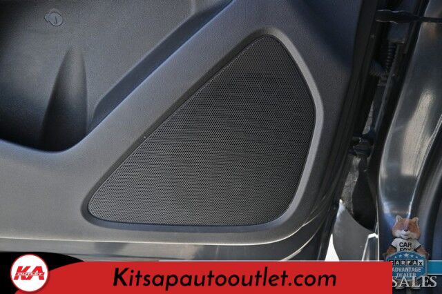 2019 Chevrolet Equinox LT / AWD / Auto Start / Power & Heats Front Cloth Seats / Apple CarPlay & Android Auto / Back Up Camera / Cruise Control / Keyless Entry & Start / Alloy Wheels / 28 MPG / Tow Pkg Banglore