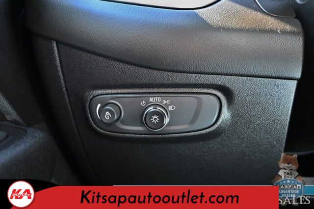 2019 Chevrolet Equinox LT / AWD / Auto Start / Power & Heats Front Cloth Seats / Apple CarPlay & Android Auto / Back Up Camera / Cruise Control / Keyless Entry & Start / Alloy Wheels / 28 MPG / Tow Pkg Banglore