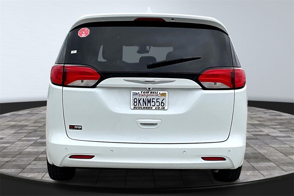 2019 Chrysler Pacifica Touring Quincy MA