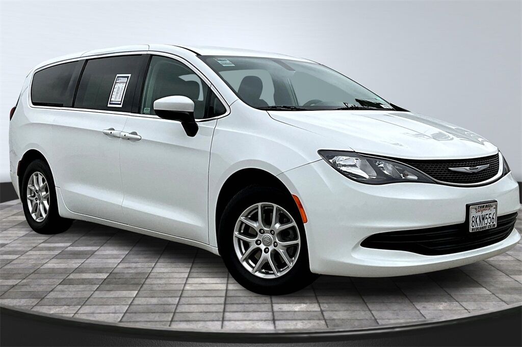 2019 Chrysler Pacifica Touring Quincy MA