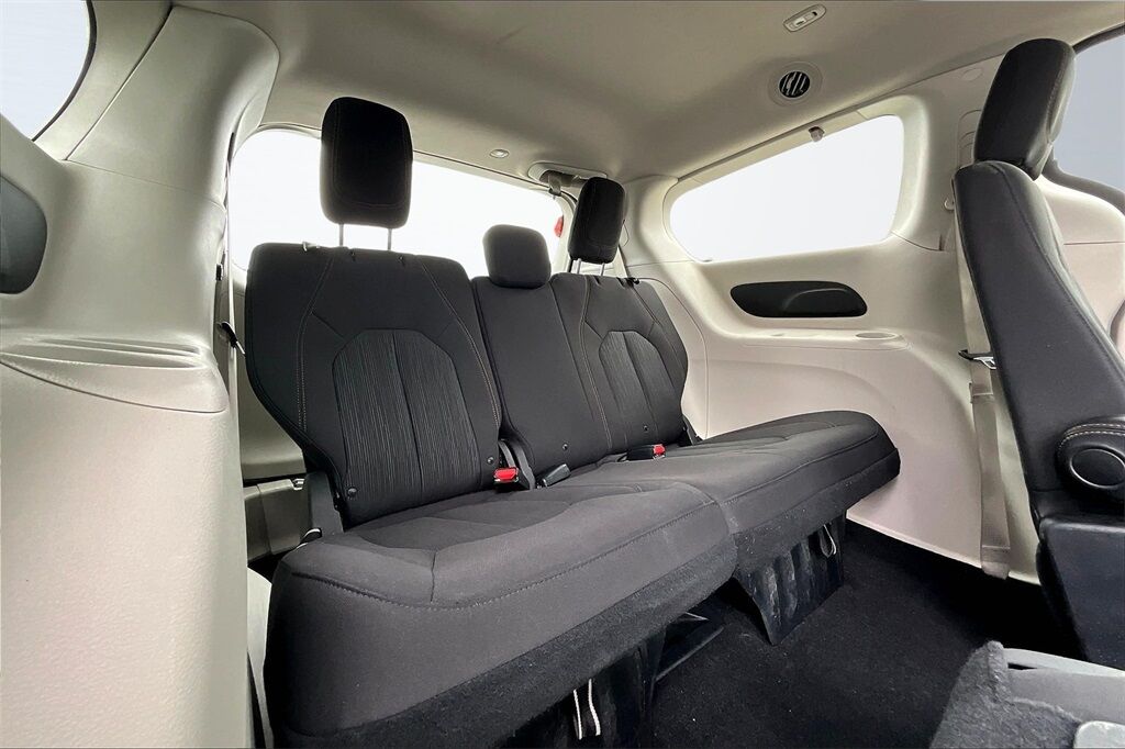 2019 Chrysler Pacifica Touring Quincy MA