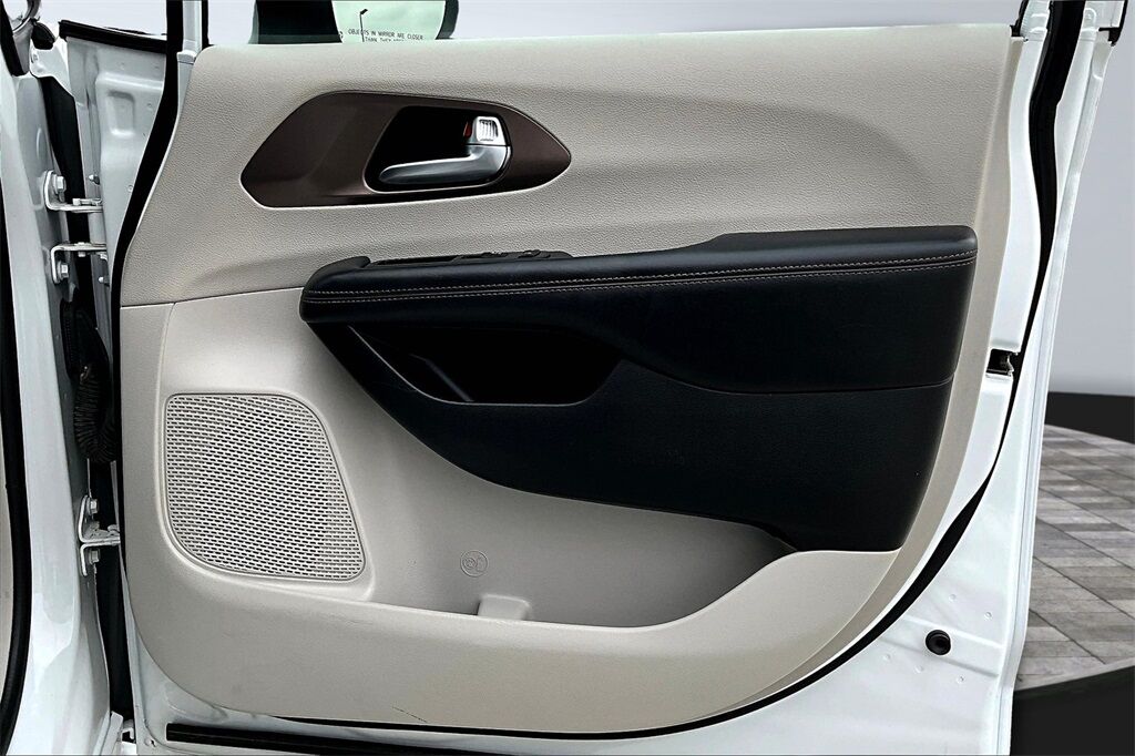 2019 Chrysler Pacifica Touring Quincy MA