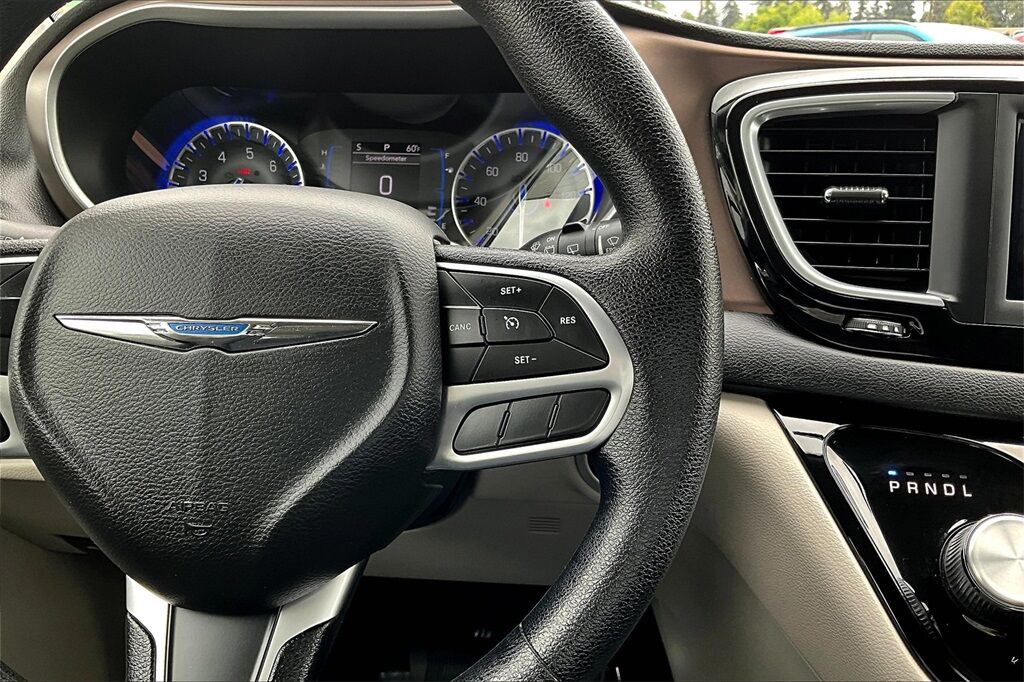 2019 Chrysler Pacifica Touring Quincy MA