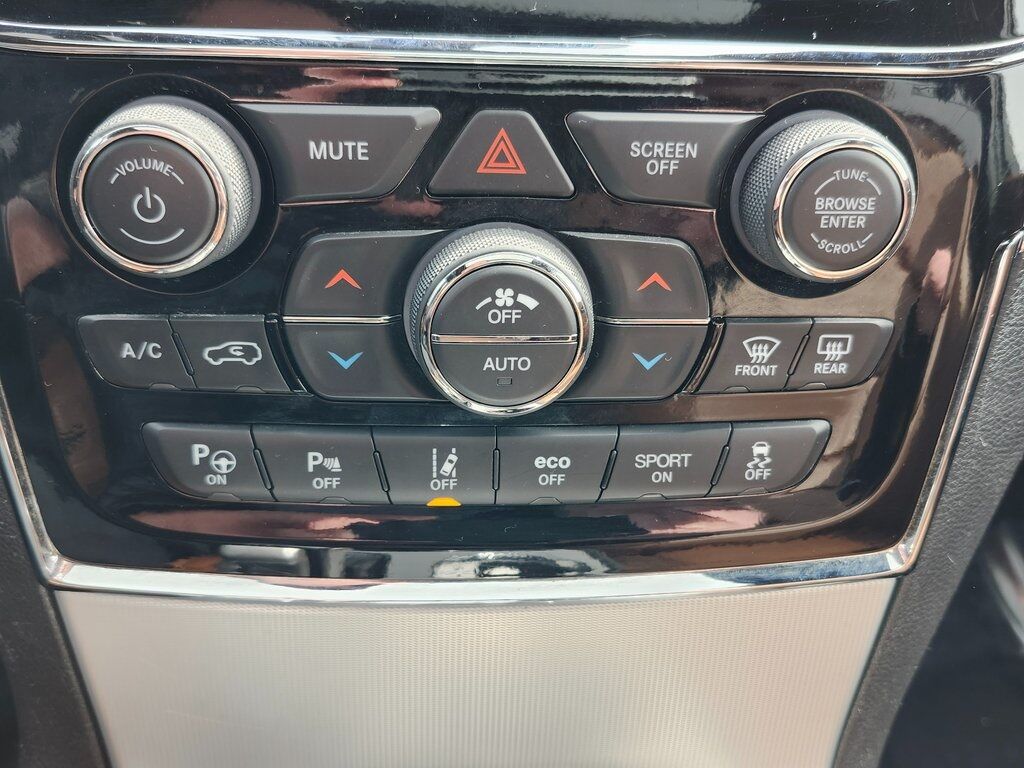 2019 Jeep Grand Cherokee Summit Green Bay WI