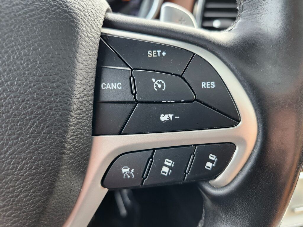 2019 Jeep Grand Cherokee Summit Green Bay WI