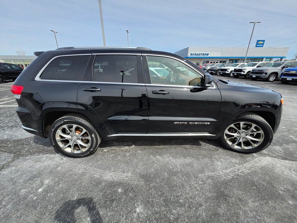 2019 Jeep Grand Cherokee Summit Green Bay WI