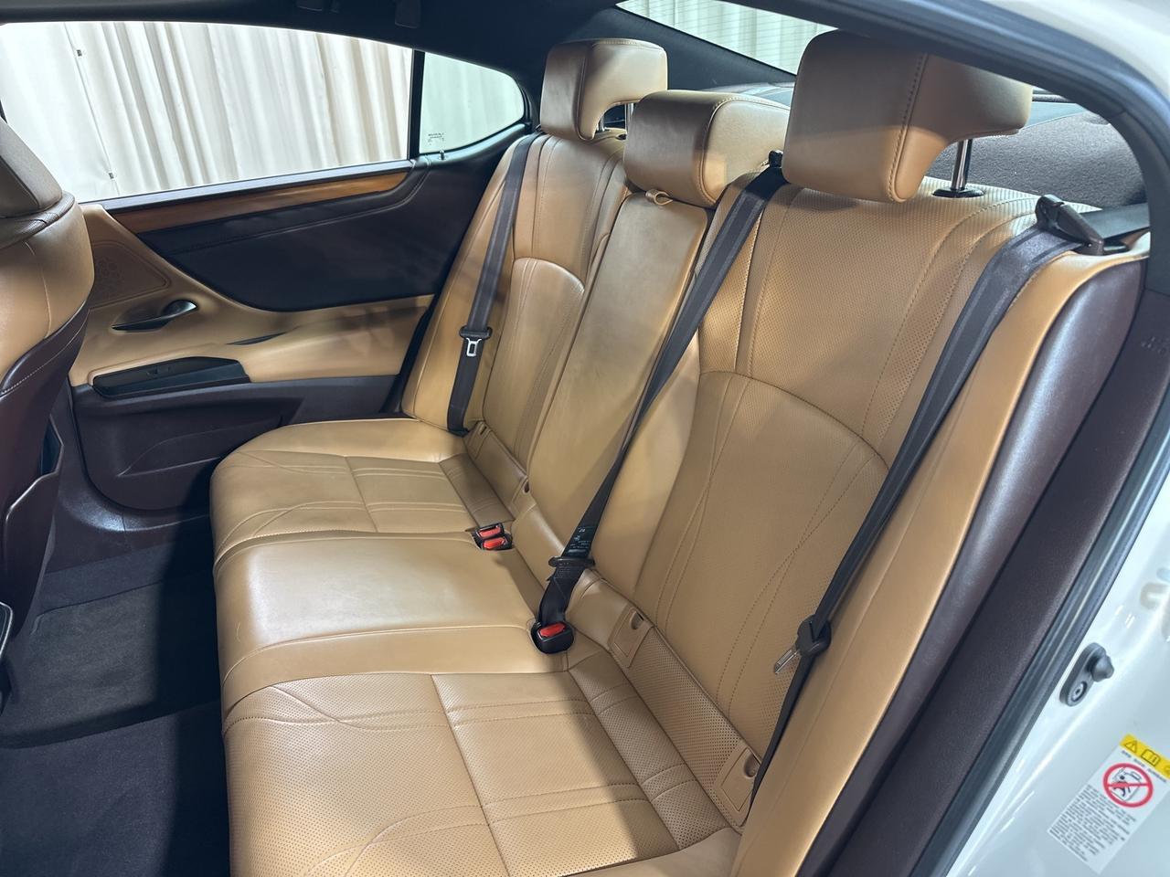 2019 Lexus ES 300h Luxury Annapolis MD