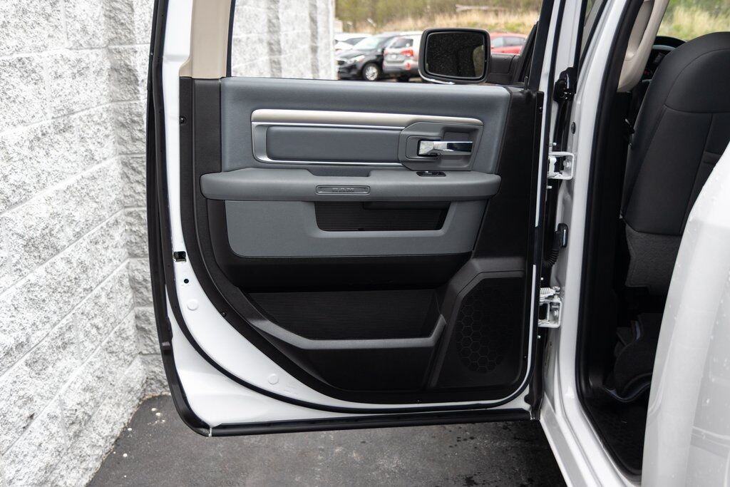 2019 Ram 1500 Classic SLT Kenosha WI